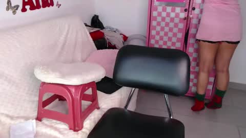 Ana online show from 11/30/25, 10:41