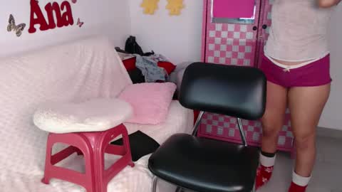 Ana online show from 12/03/25, 11:08