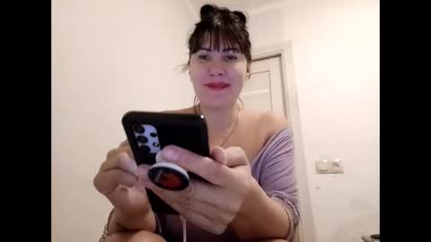 Snapshot of anabellovee chatting on 01/24/25, 04:49 ANABELLOVEE online show from 01/24/25, 04:49