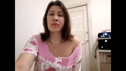 Snapshot of anabellovee chatting on 03/22/26, 10:13 ANABELLOVEE online show from 03/22/26, 10:13