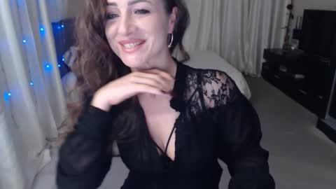 Snapshot of anabelsweet chatting on 10/06/25, 10:07 Milana online show from 10/06/25, 10:07