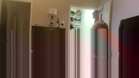 Anador online show from 10/21/25, 03:40