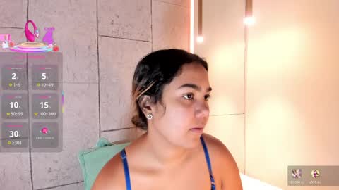 Snapshot of anaelle_bardin chatting on 04/11/26, 11:47 Anna online show from 04/11/26, 11:47