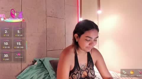 Snapshot of anaelle_bardin chatting on 04/29/26, 11:47 Anna online show from 04/29/26, 11:47