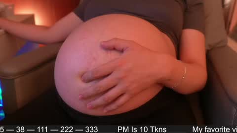 Snapshot of anah_ chatting on 04/22/26, 12:57 IG Soyanah online show from 04/22/26, 12:57