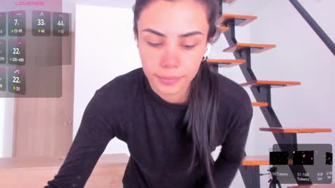 Ana Henao or Annie... Follow me ahenaocb Insta  X online show from 12/24/24, 04:19