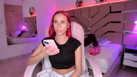 Anahi online show from 03/01/25, 12:07