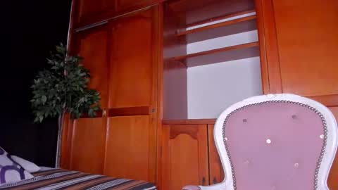 Anahi online show from 10/23/25, 03:06