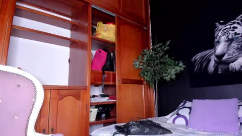 Anahi online show from 05/01/26, 03:11