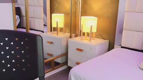 Anahi  online show from 09/22/25, 07:49