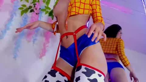 Snapshot of anahidolls chatting on 02/12/26, 01:28 Anah online show from 02/12/26, 01:28