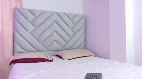 Snapshot of anaisdream_ chatting on 02/24/26, 01:42 anaisdream_ online show from 02/24/26, 01:42