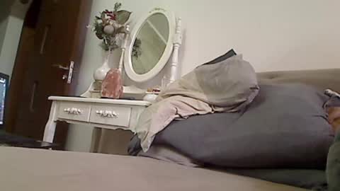 anaiserebel online show from 02/08/25, 07:04