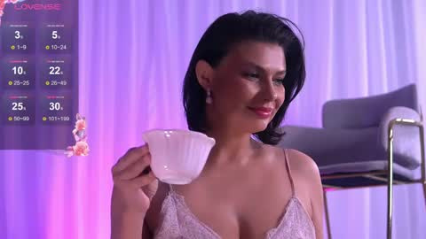 Snapshot of anaisleblanc chatting on 04/18/26, 03:21 Anais online show from 04/18/26, 03:21