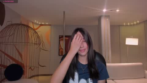 Snapshot of anaisnin1 chatting on 01/15/25, 12:04 Anais Nin online show from 01/15/25, 12:04