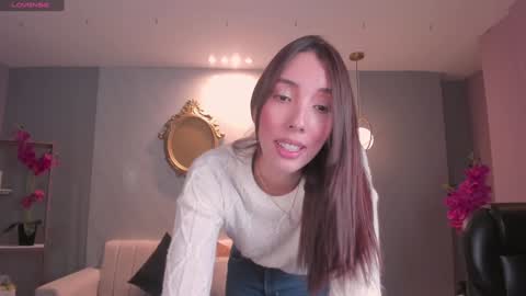 Snapshot of anaisnin1 chatting on 01/30/25, 12:27 Anais Nin online show from 01/30/25, 12:27