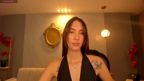 Snapshot of anaisnin1 chatting on 01/31/25, 11:56 Anais Nin online show from 01/31/25, 11:56