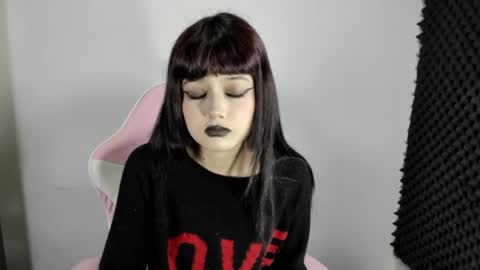 Snapshot of anaisxoxo chatting on 05/22/26, 10:37 ANAIS online show from 05/22/26, 10:37