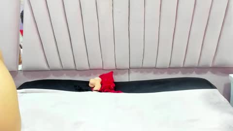 AbbyAndAntonela online show from 02/22/25, 05:02