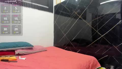 Analia smith online show from 11/07/25, 02:11