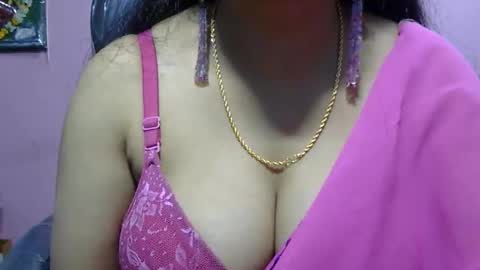 anamika794088 online show from 12/17/25, 11:49