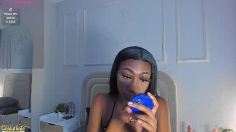 Snapshot of anamonroee chatting on 02/03/26, 07:52 anamonroee online show from 02/03/26, 07:52