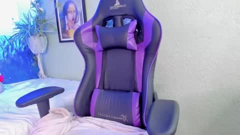 ana online show from 12/11/24, 04:42