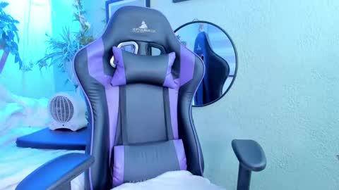 ana online show from 12/15/24, 11:23