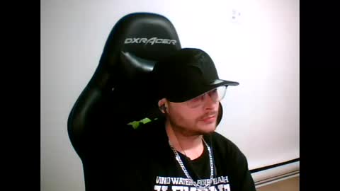 Snapshot of anarchyy1994 chatting on 03/16/26, 08:18 anarchyy1994 online show from 03/16/26, 08:18