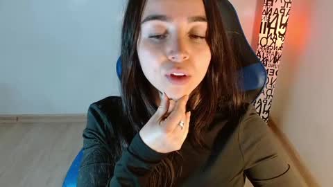 ana 3 online show from 05/11/26, 01:00