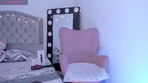 ana online show from 12/20/25, 10:06