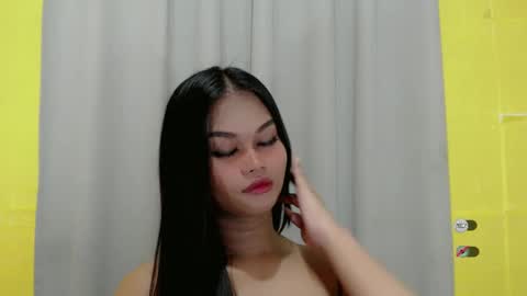 Snapshot of anaruru_ chatting on 12/11/24, 07:53 ANA online show from 12/11/24, 07:53