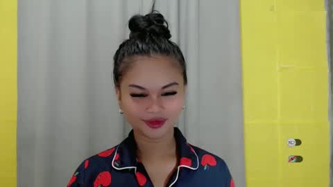 Snapshot of anaruru_ chatting on 01/15/25, 07:15 ANA online show from 01/15/25, 07:15