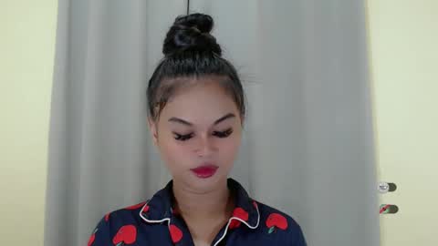 Snapshot of anaruru_ chatting on 01/21/25, 02:48 ANA online show from 01/21/25, 02:48