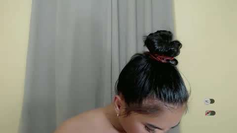 Snapshot of anaruru_ chatting on 02/09/25, 08:34 ANA online show from 02/09/25, 08:34