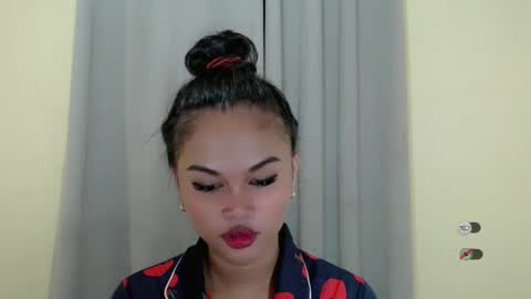 Snapshot of anaruru_ chatting on 02/11/25, 08:10 ANA online show from 02/11/25, 08:10