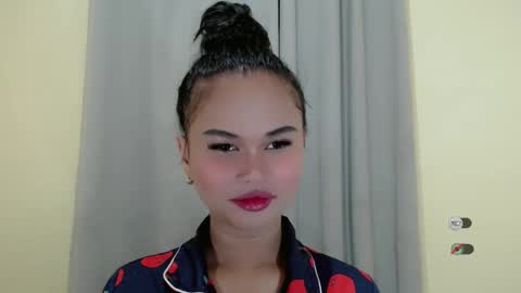 Snapshot of anaruru_ chatting on 02/16/25, 04:42 ANA online show from 02/16/25, 04:42