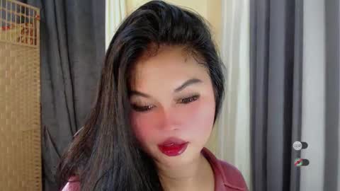 Snapshot of anaruru_ chatting on 12/02/25, 04:02 ANA online show from 12/02/25, 04:02