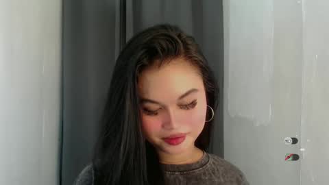 Snapshot of anaruru_ chatting on 04/10/26, 11:26 ANA online show from 04/10/26, 11:26