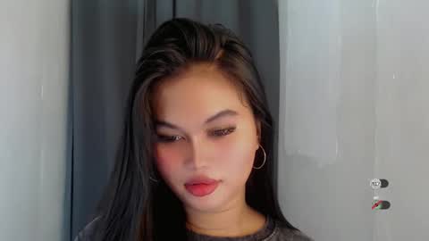 Snapshot of anaruru_ chatting on 04/18/26, 07:51 ANA online show from 04/18/26, 07:51