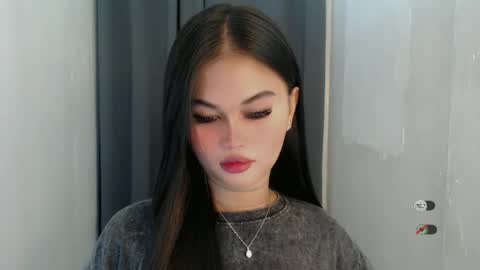 Snapshot of anaruru_ chatting on 06/27/26, 12:44 ANA online show from 06/27/26, 12:44