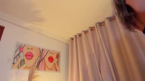 Ana online show from 10/31/25, 08:10