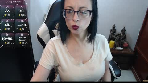 Snapshot of anasstaciaevanss chatting on 04/01/26, 02:12 Anastacia online show from 04/01/26, 02:12