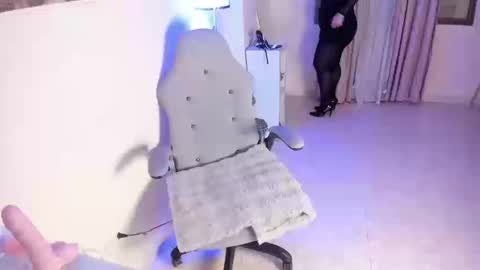 Snapshot of anastacya_ chatting on 03/10/26, 12:43 Anastacia online show from 03/10/26, 12:43