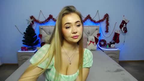 Snapshot of anastacyyellig chatting on 01/08/25, 05:27 anastacyyellig online show from 01/08/25, 05:27