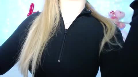 Snapshot of anastacyyellig chatting on 02/18/25, 12:06 anastacyyellig online show from 02/18/25, 12:06