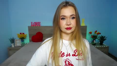 Snapshot of anastacyyellig chatting on 03/11/25, 02:21 anastacyyellig online show from 03/11/25, 02:21