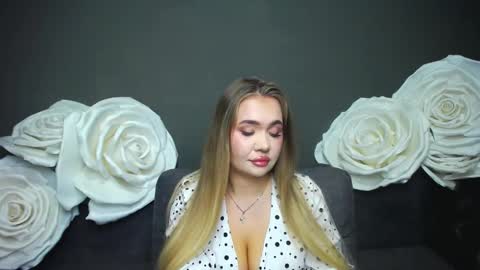 Snapshot of anastacyyellig chatting on 09/14/25, 08:08 anastacyyellig online show from 09/14/25, 08:08