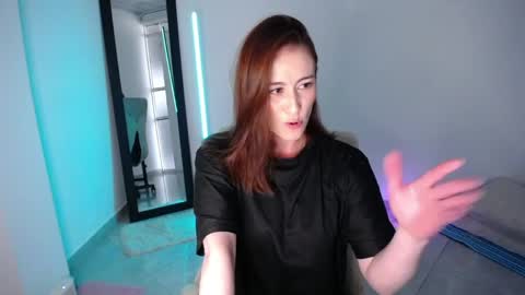 Snapshot of anastasia_doll8 chatting on 04/13/26, 09:42 anastasia_doll8 online show from 04/13/26, 09:42