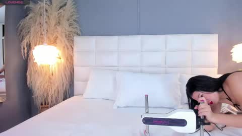 A N A S T A S I A online show from 12/18/25, 05:19